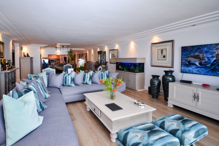 To Let 2 Bedroom Property for Rent in Bantry Bay Western Cape